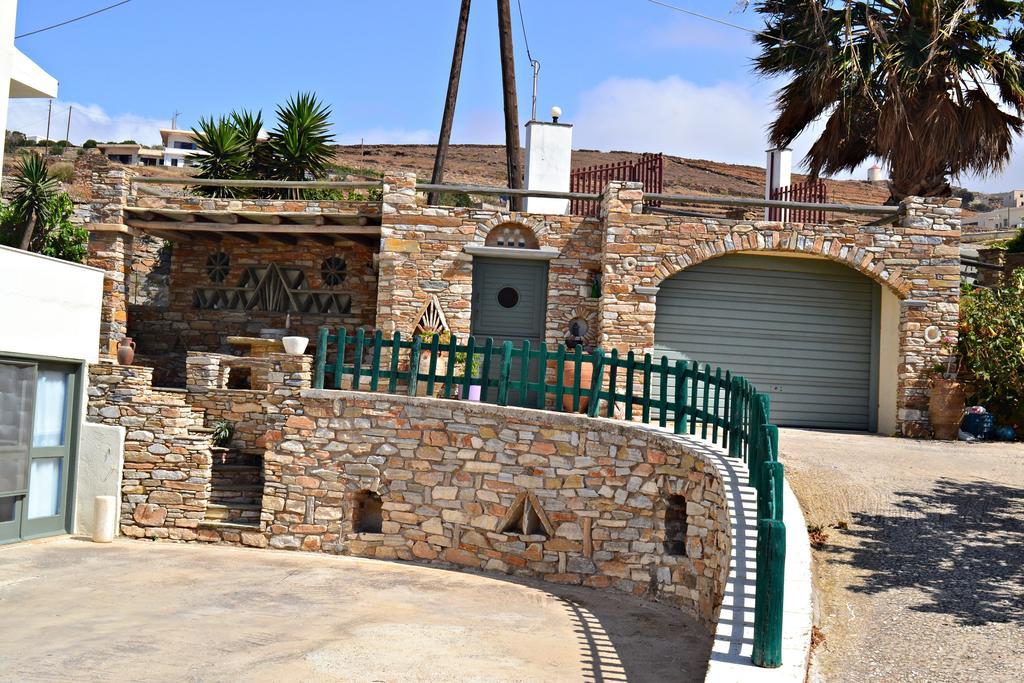 Stelios Zalonis Apartments Tínos Kültér fotó