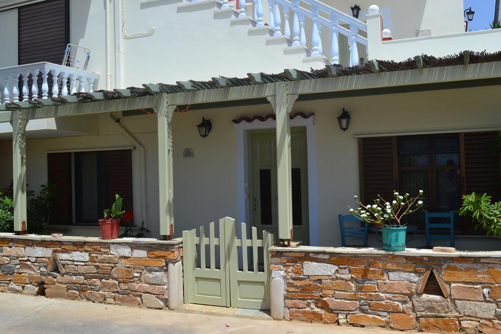 Stelios Zalonis Apartments Tínos Kültér fotó